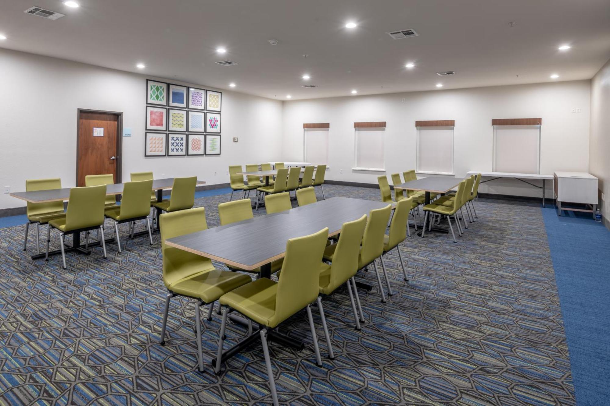 Holiday Inn Express & Suites N Waco Area - West By Ihg Exterior foto